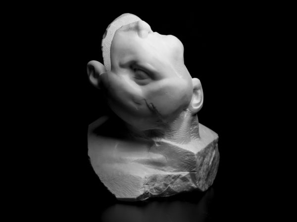Athar Jaber, Marble Head, Opus 5 nr. 1, 2015 (Photo Viktor Bentley)